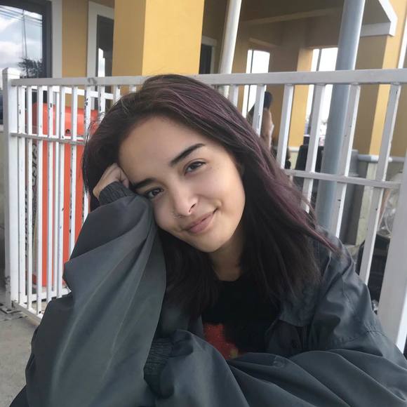 Meet your Posher, Aranza - Picture 1 of 1